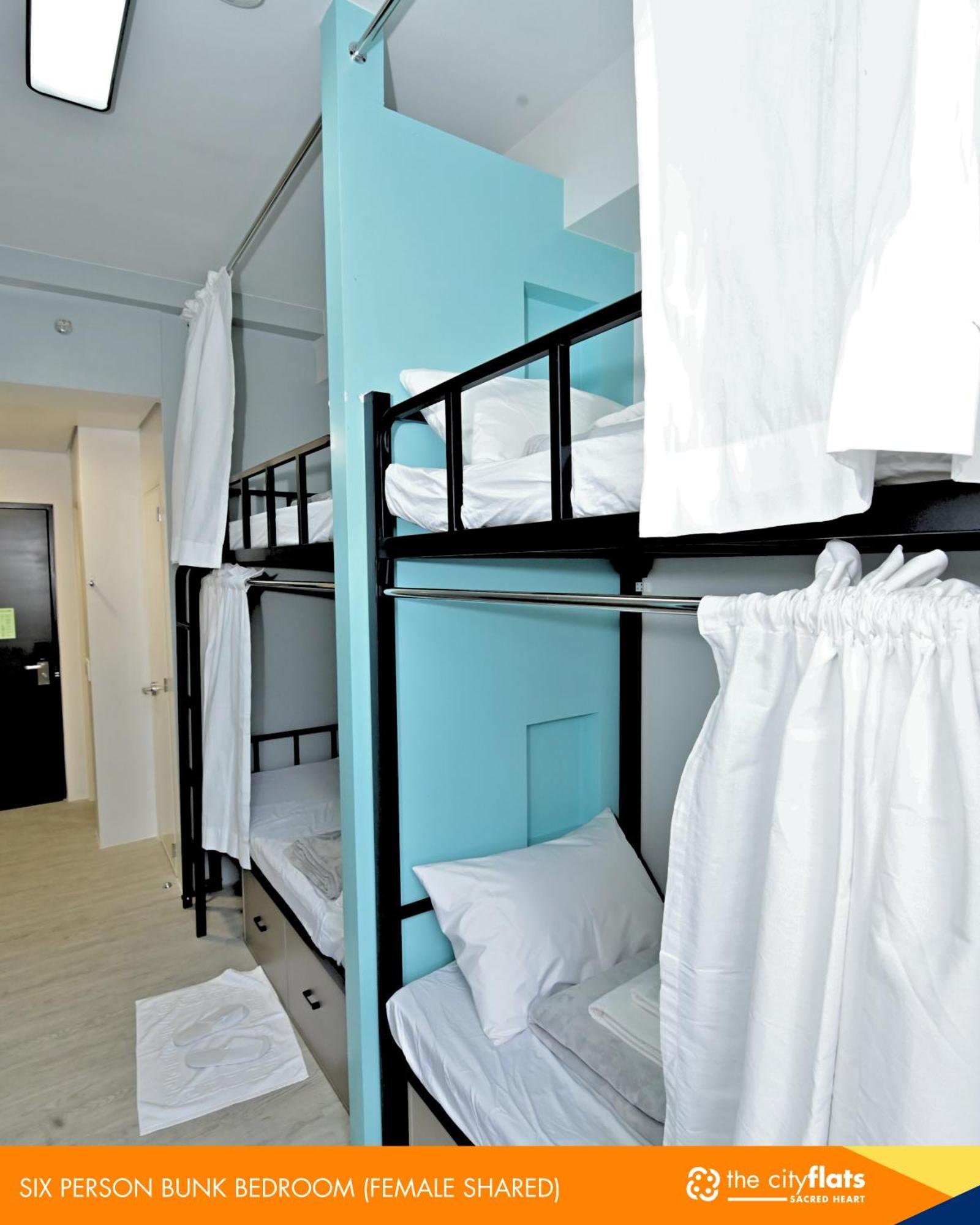 The City Flats Sacred Heart Makati City Room photo